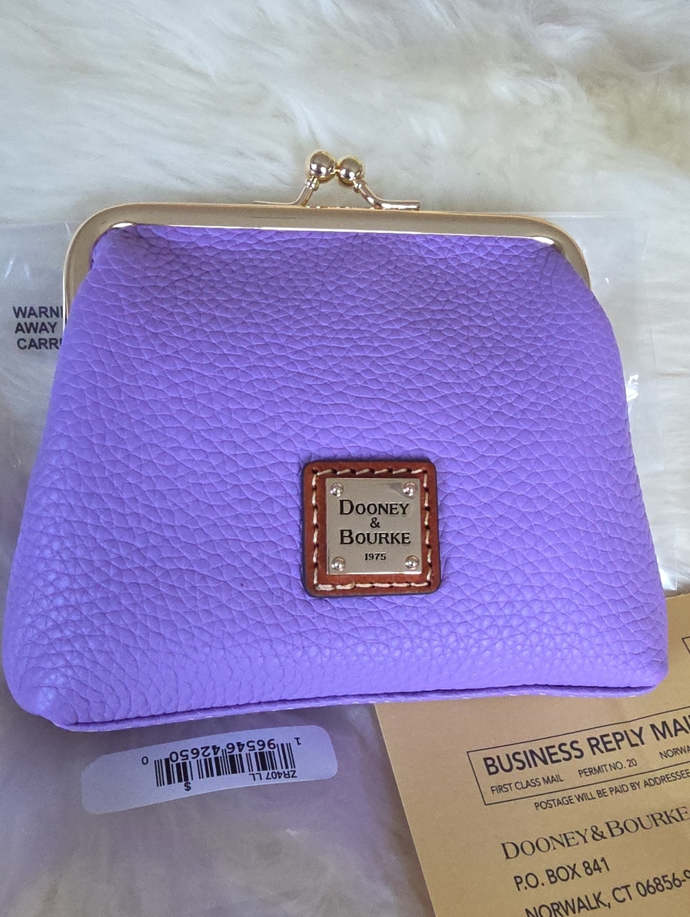Beautiful NWT Dooney & Bourke Lilac Pebbled Leather Kiss-lock Wallet 💜🎁💛 - Picture 2 of 16